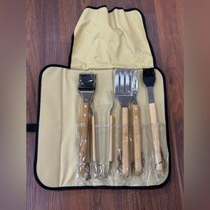 5 Piece‎ BBQ Set (Bamboo) in Roll-Up Case With Virginia Lottery